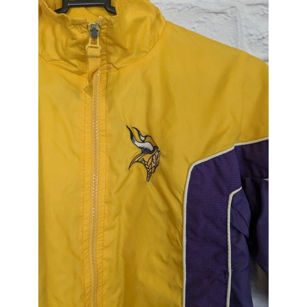 NFL Vikings Toddler Windbreaker Zip Up Pockets boys 5 purple & gold with chevron